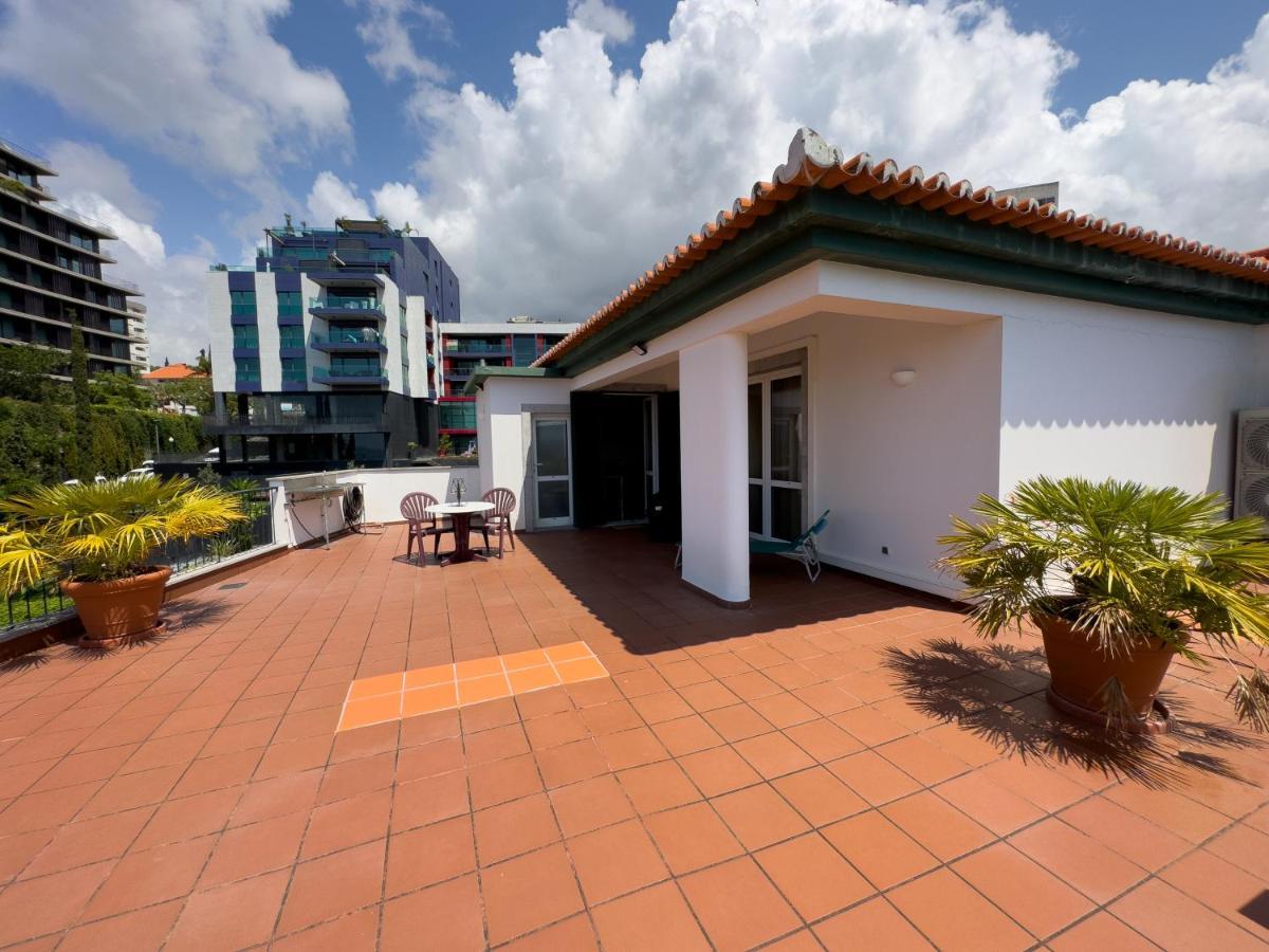 Casino Villa With Sea View Funchal  Buitenkant foto