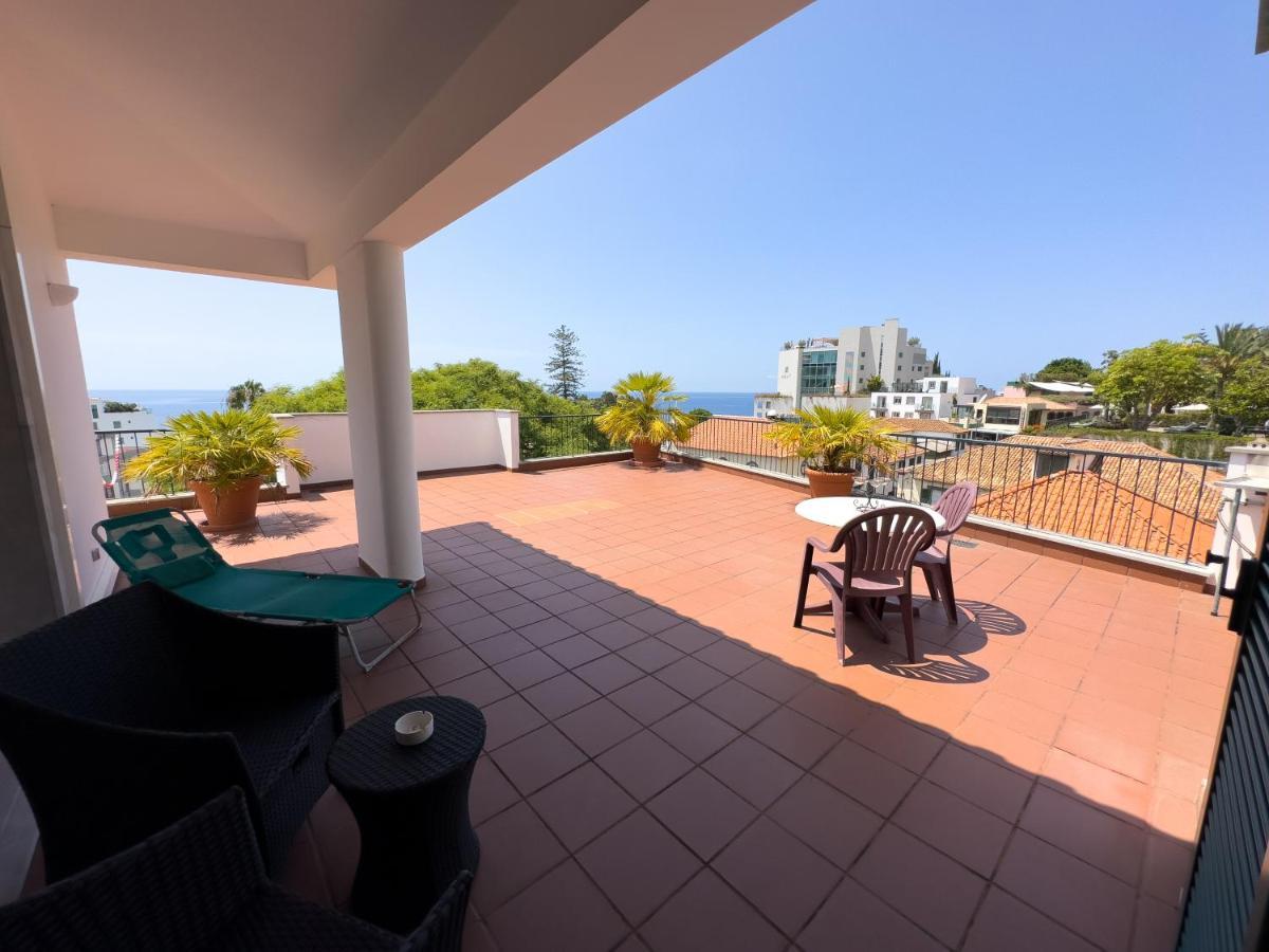 Casino Villa With Sea View Funchal  Buitenkant foto